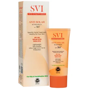 کرم ضد آفتاب بی رنگ پوست چرب SPF50